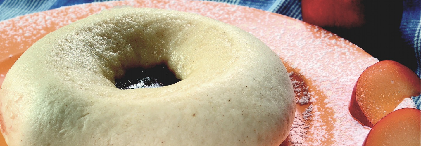 Germknödel RING gefüllt mit Pflaumenmus